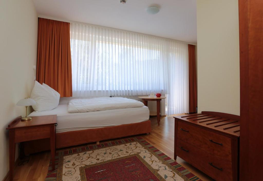 Hotel Am Rossberg 알텐아 외부 사진