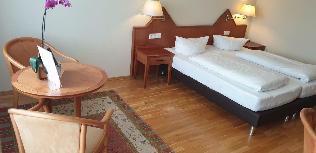 Hotel Am Rossberg 알텐아 외부 사진
